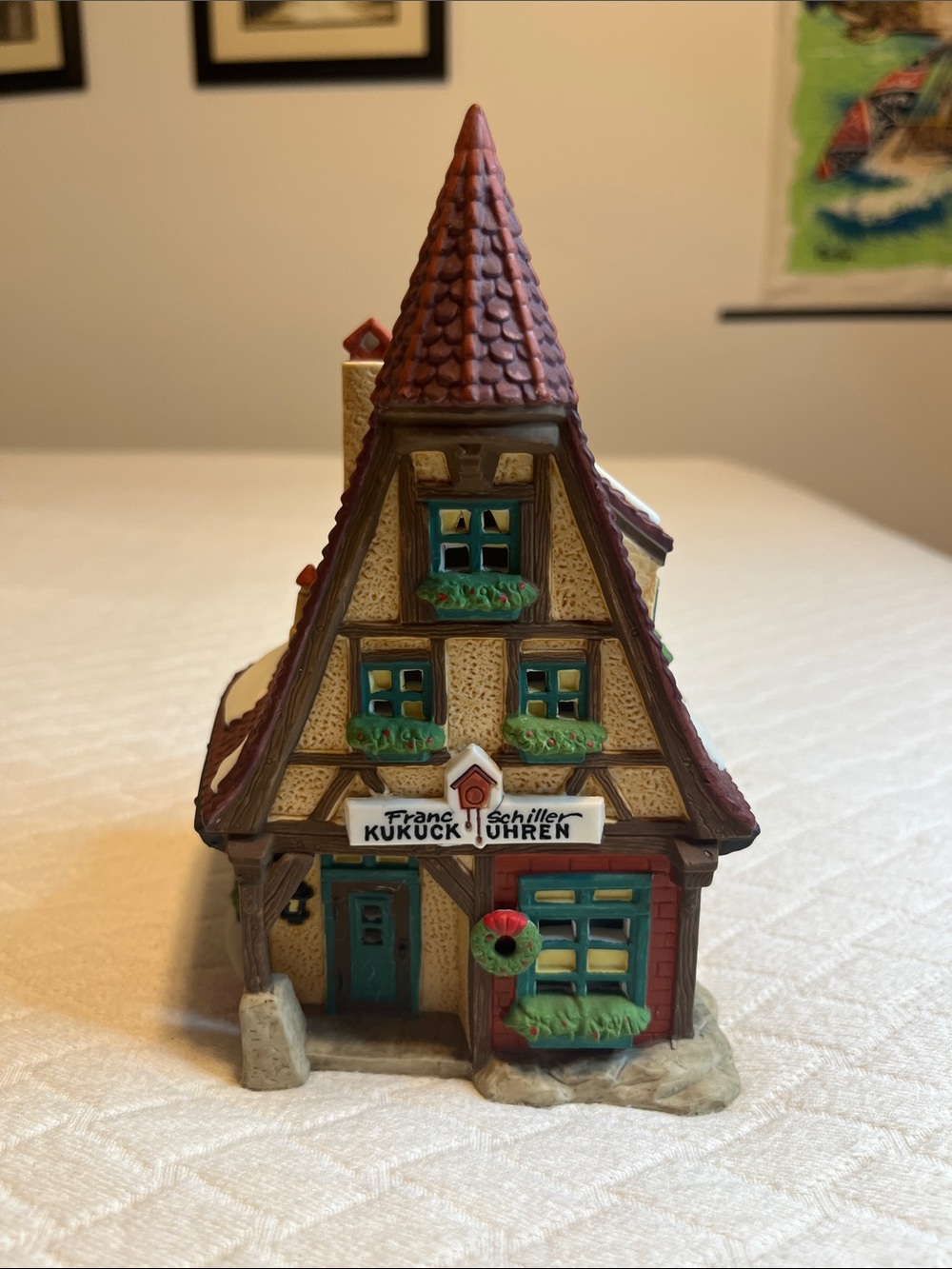 Department 56 Alpine Village Kukuck Uhren Festive Cottage - Brown, Green, Teal